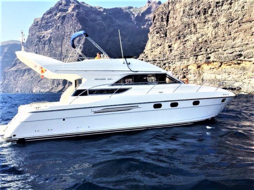 Mass Image Compressor Compressed this image. https://sourceforge.net/projects/icompress/ with Quality:76