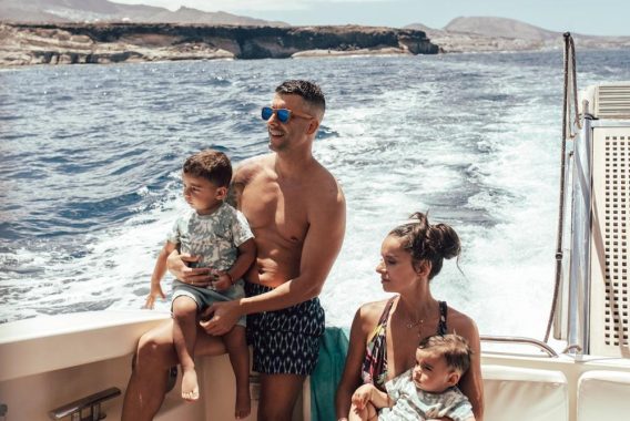 seaduction luxury yacht rental tenerife Astdondoa 4605